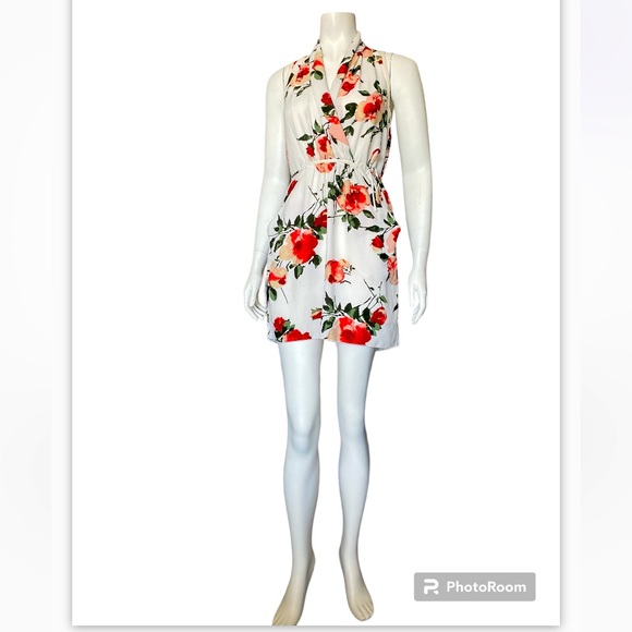 NWOT ARITZIA Size M |XXS White Floral V Neck Wait Strap Mid Dress - Picture 5 of 15